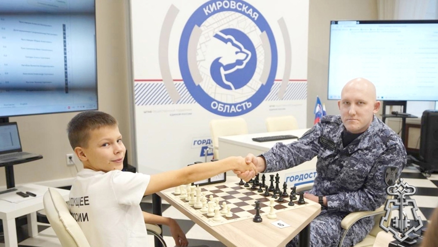 СОТРУДНИК РОСГВАРДИИ — ПРИЗЕР ШАХМАТНОГО ТУРНИРА, ПОСВЯЩЕННОГО ДНЮ НАРОДНОГО ЕДИНСТВА