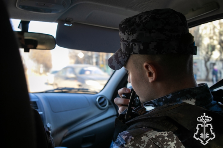 В Кирове росгвардейцы задержали посетителя бара, подозреваемого в хулиганстве