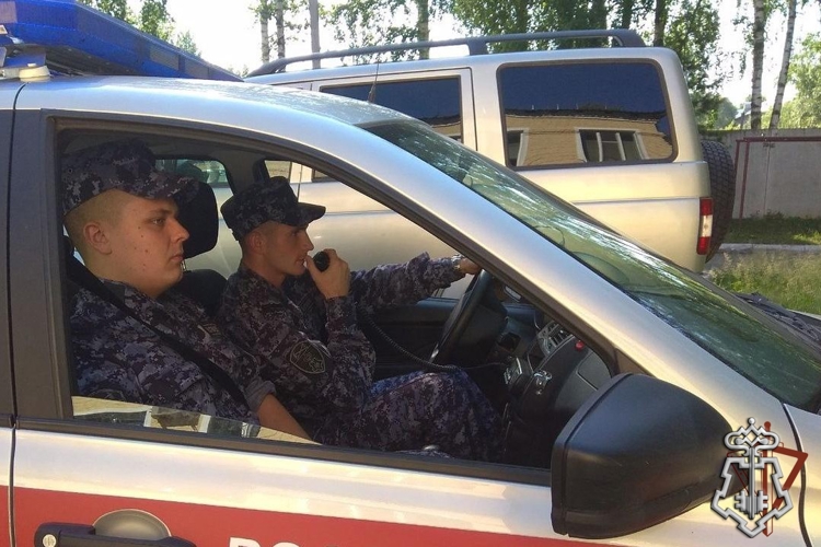 Находящийся в розыске кировчанин задержан росгвардейцами при попытке очередного хищения